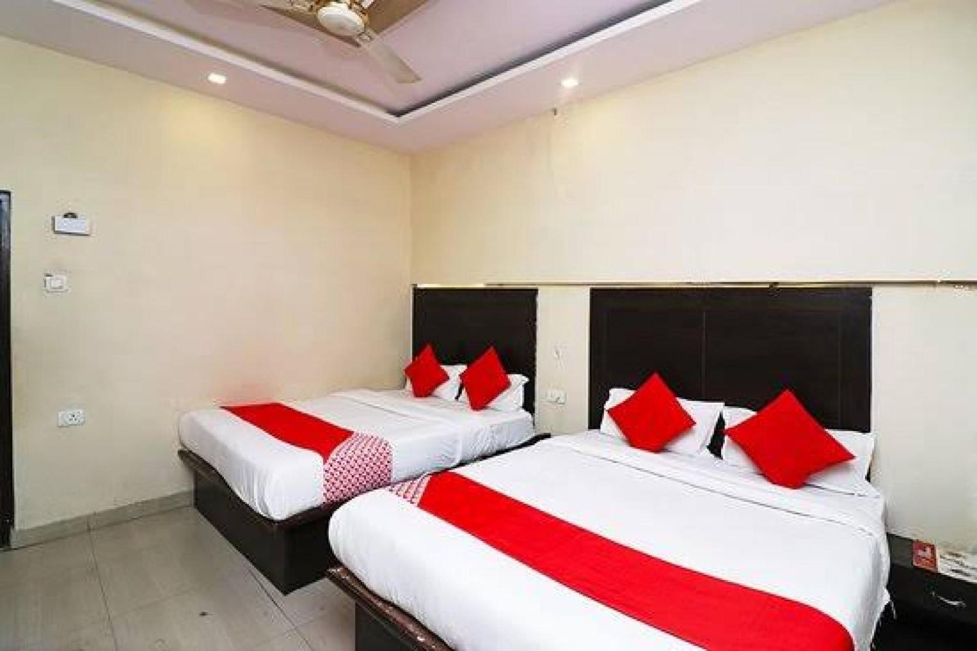 Capital O Hotel Surya Continental Lucknow Eksteriør bilde